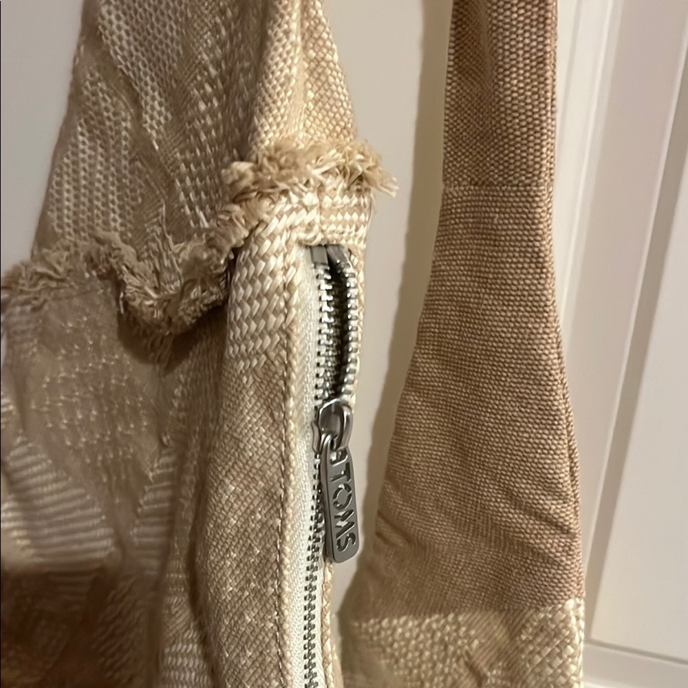 FREE PEOPLE TOMS NWT boho hobo crossbody crescent Shoulder Bag artsy neutral - Picture 10 of 16